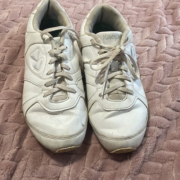 Kaepa cheer shoes with color buttons - Picture 2 of 7